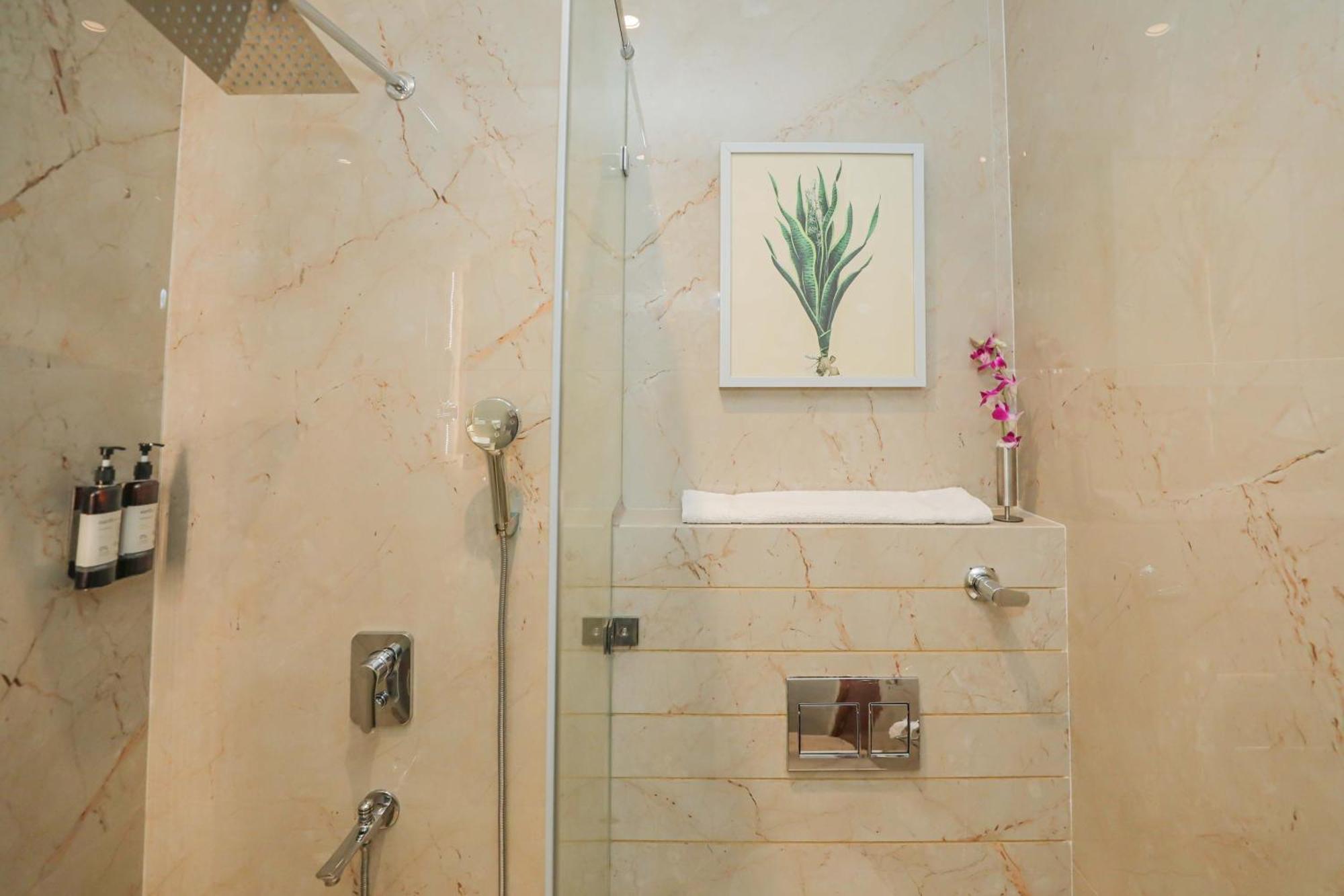 Regenta Place Phagwara By Royal Orchid Hotels Limited Zewnętrze zdjęcie